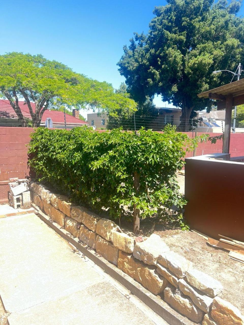 Triple S Guest House Cape Town Exterior photo